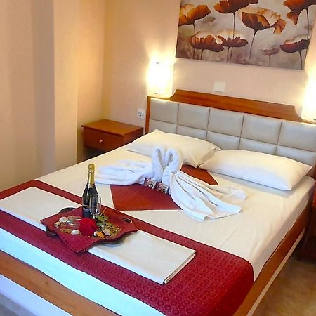 Apartmenthotel Sithon Sarti Exteriör bild